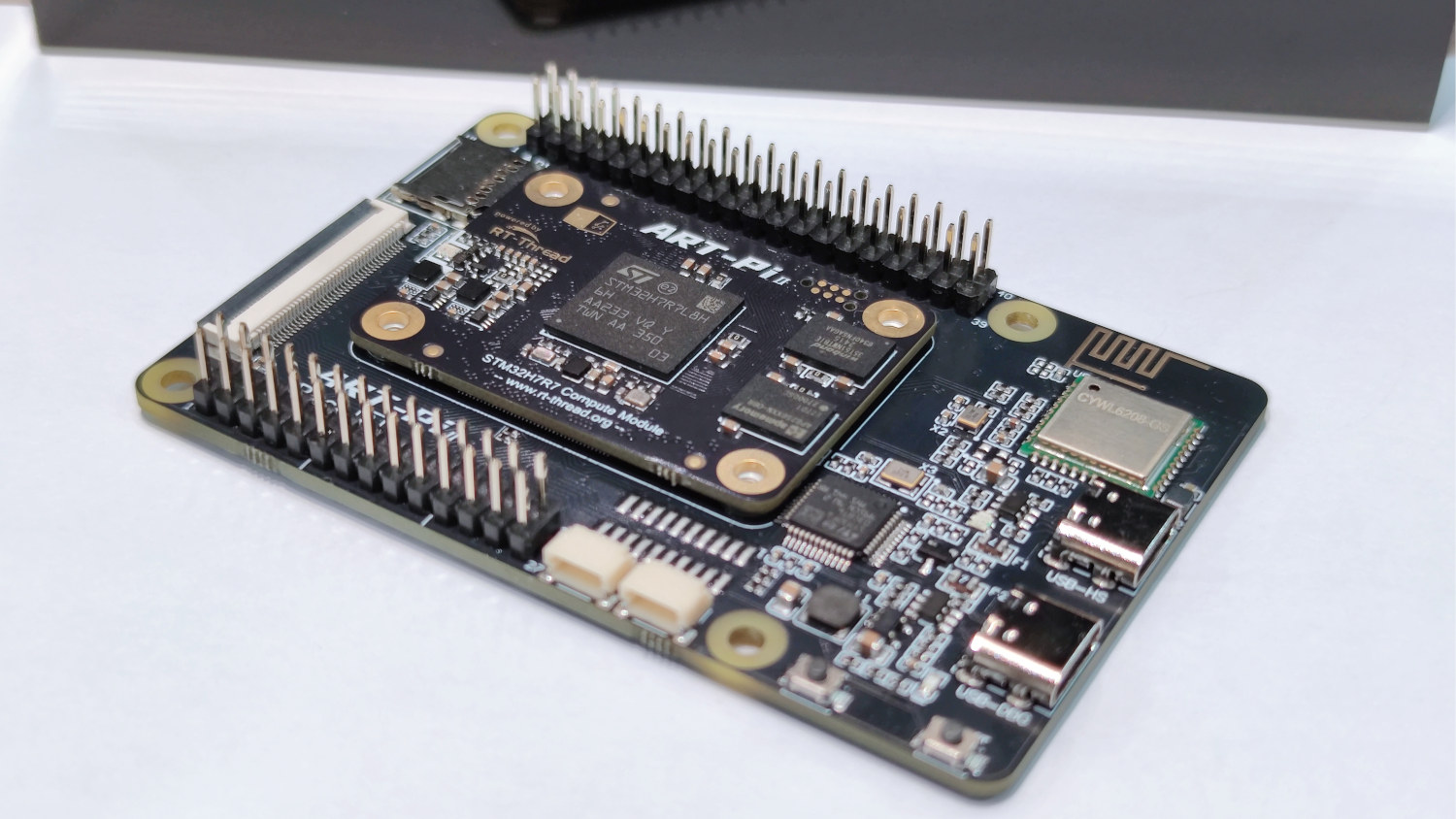 Cover Image ART-Pi II: плата на 600-МГц STM32H7R7 (Cortex-M7) с GPU NeoChrom